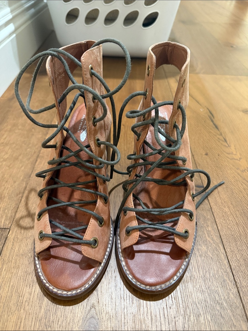 Free People x Jeffrey Carnell Lace Up Chunky Heels - Barely Worn - Picture 2 of 6